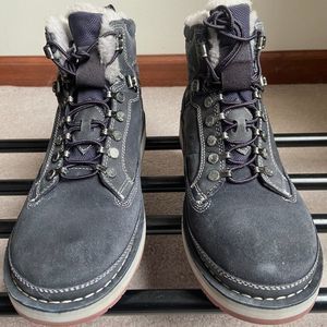 UGG Men Avalanche Hiker Boots - NEW NWOB